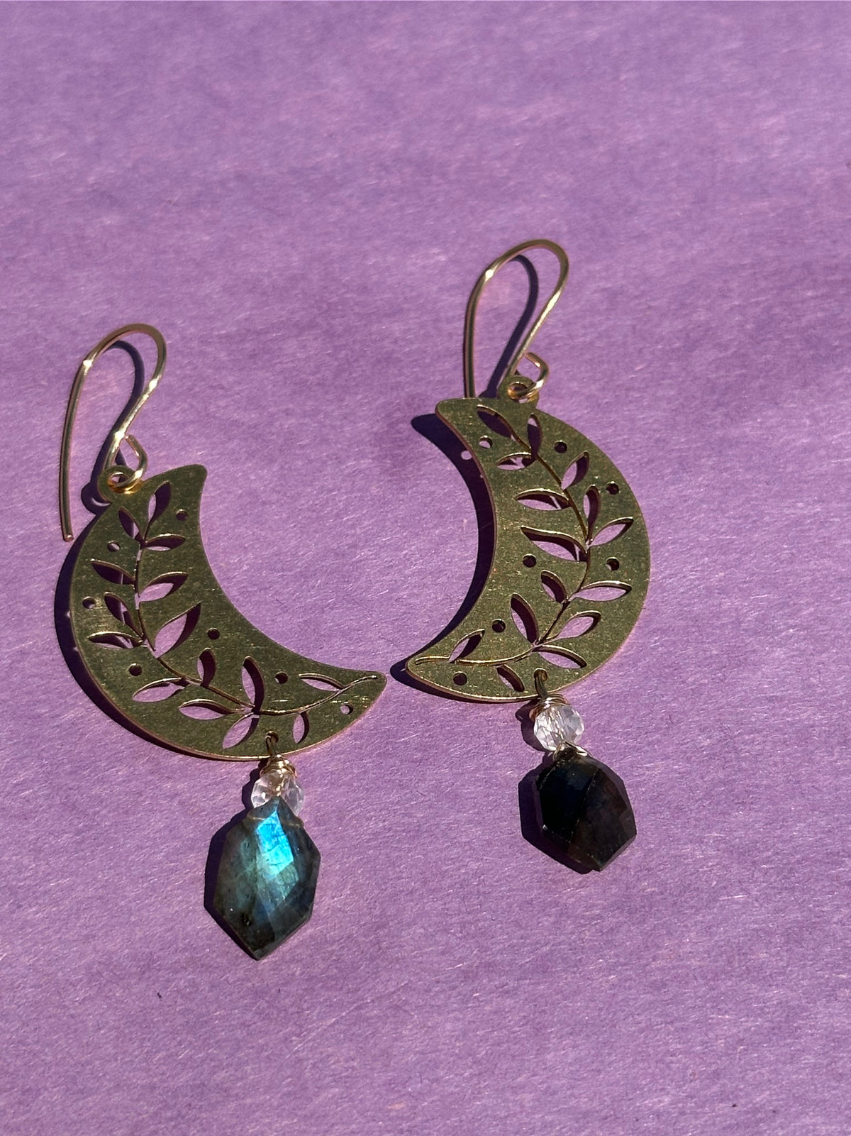 LABRADORITE MOON EARRING