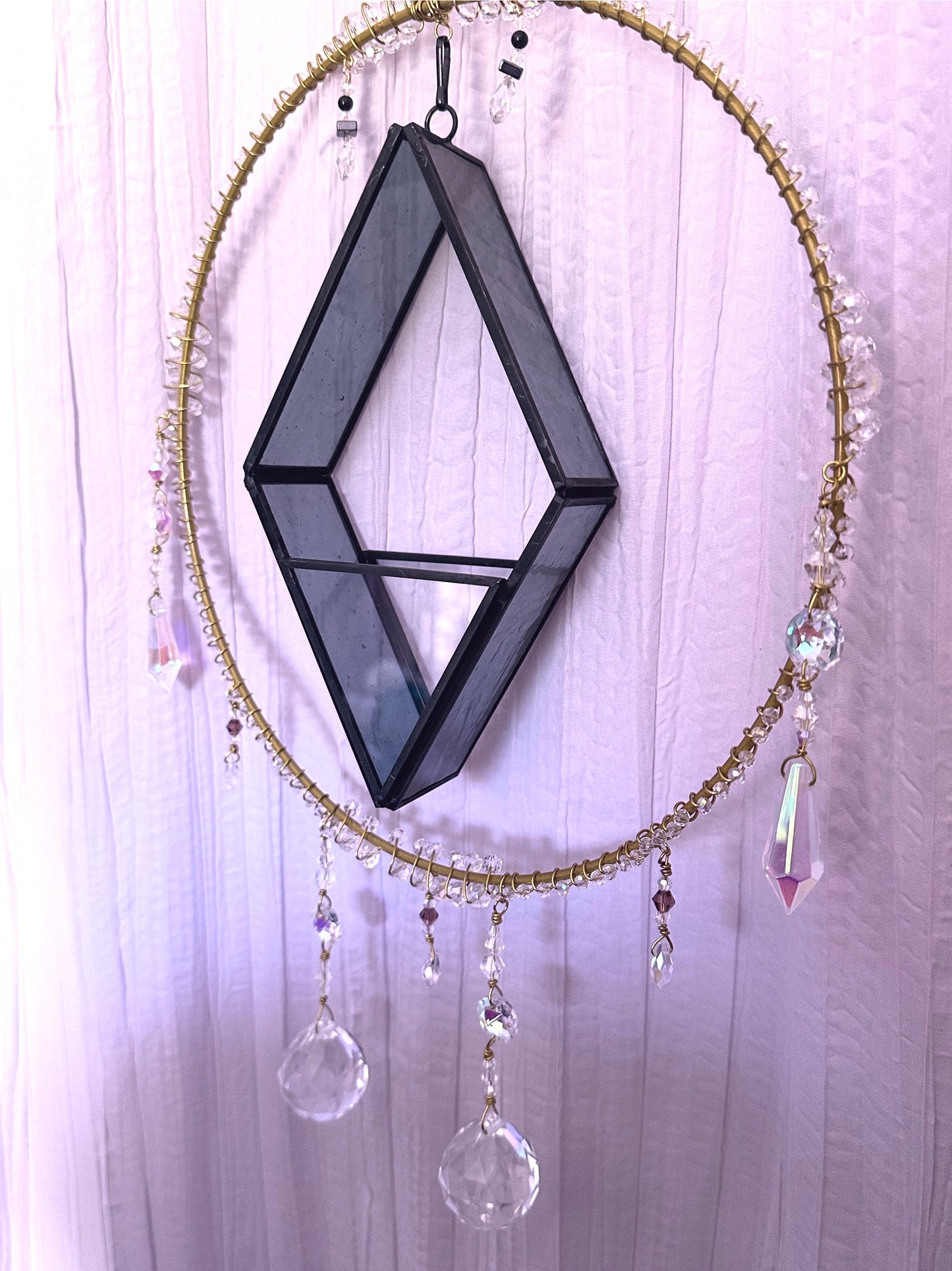 BLACK-LRG GLASS PLANTER SUNCATCHER